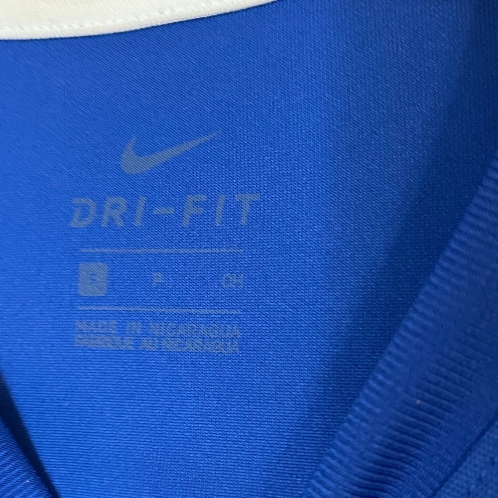 Nike Dri-Fit Vented Tee - Picture 2 of 6